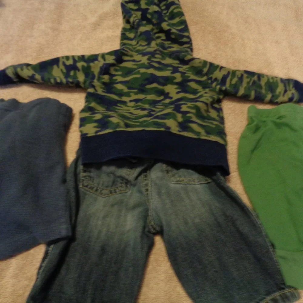 BOYS BABY BUNDLE OF 4, A CAMOFLAUGE HOODIE